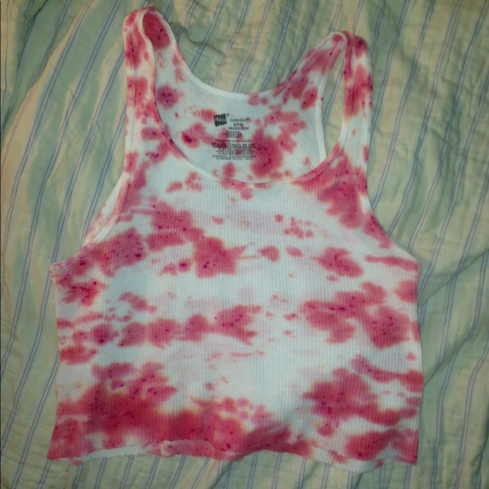redish/pink tie dye tank